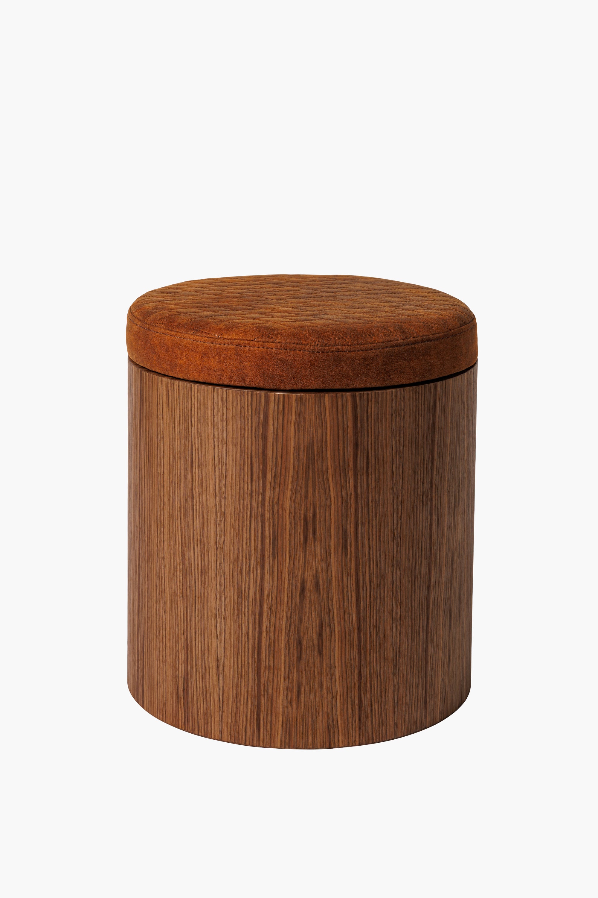 Moderní taburet z ořechového dřeva s kulatým látkovým sedákem, minimalistický designový nábytek do obýváku a ložnice.