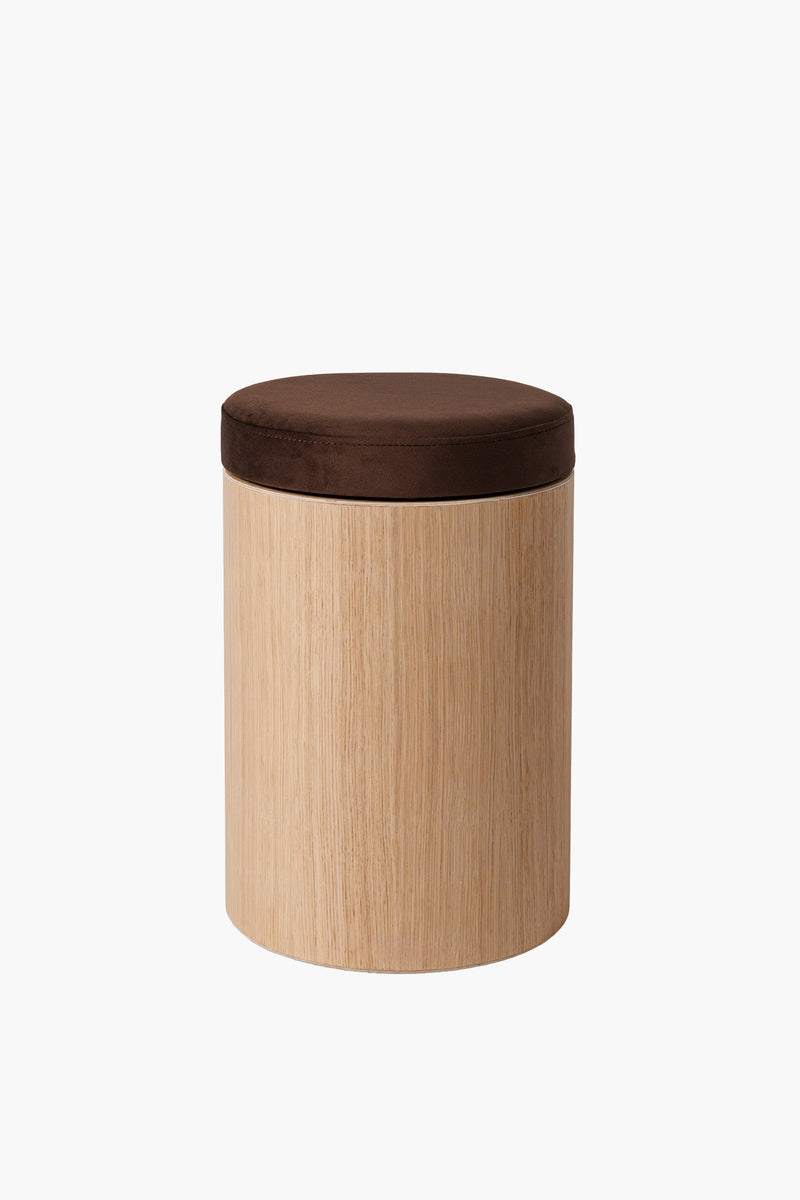 Kulatý dřevěný taburet ze světlého dubového dřeva s látkovým sedákem, moderní minimalistický nábytek do obýváku a ložnice“